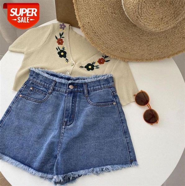 zhi chenxi korean retro ins high-waisted raw-edge wide-leg loose jeans shorts female 7006 #eb9a, Black;gray
zhi chenxi korean retro ins high-waisted raw-edge wide-leg loose jeans shorts female 7006 #eb9a, Black;gray