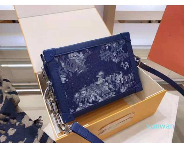 new canvas box bag lady reading one girls women genuine leather handbags handbag shoulder bags aslant package quality graffiti
new canvas box bag lady reading one girls women genuine leather handbags handbag shoulder bags aslant package quality graffiti