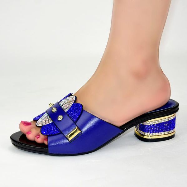 dress shoes african decorated with rhinestone selling italian style slingbacks women slippers designer luxury, Black
dress shoes african decorated with rhinestone selling italian style slingbacks women slippers designer luxury, Black