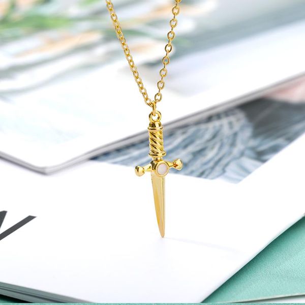 pendant necklaces 2021 trend neo-gothic dagger for men women charm short sword arrow necklace punk chain jewelry halloween gifts, Silver
pendant necklaces 2021 trend neo-gothic dagger for men women charm short sword arrow necklace punk chain jewelry halloween gifts, Silver