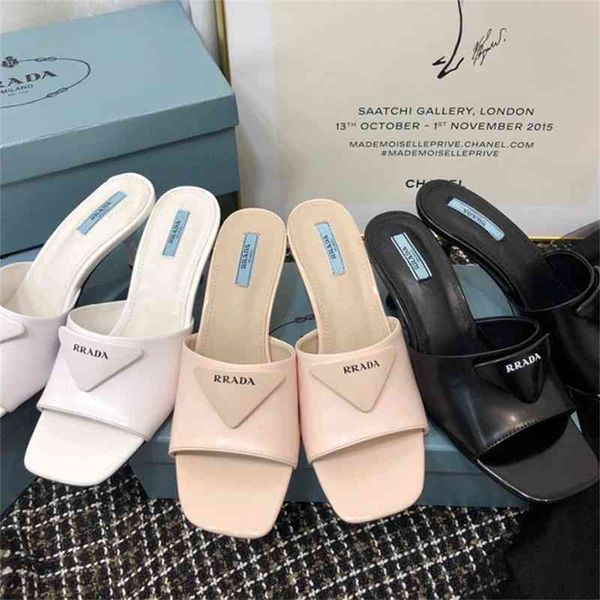 thin heeled slippers women's leather flip flops, Black
thin heeled slippers women's leather flip flops, Black