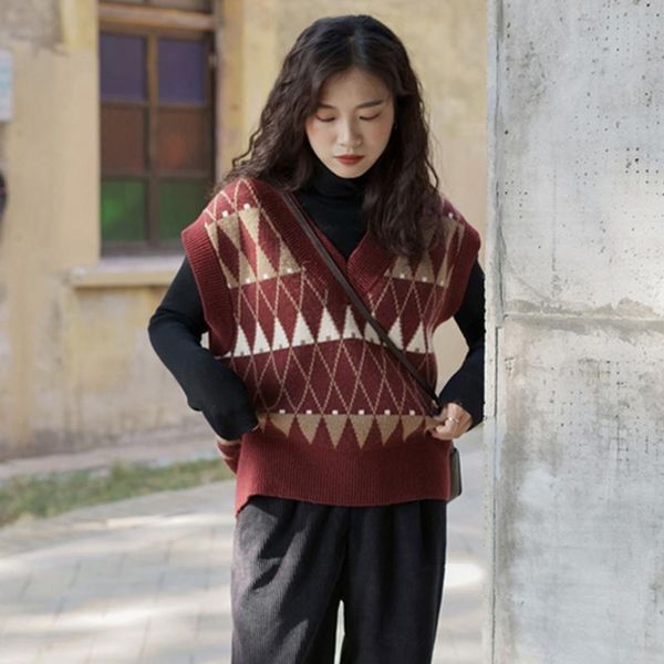 women's vests japanese knitted sweater vest sleeveless vintage argyle casual loose v neck colete feminino women clothes de50mj, Black;white
women's vests japanese knitted sweater vest sleeveless vintage argyle casual loose v neck colete feminino women clothes de50mj, Black;white