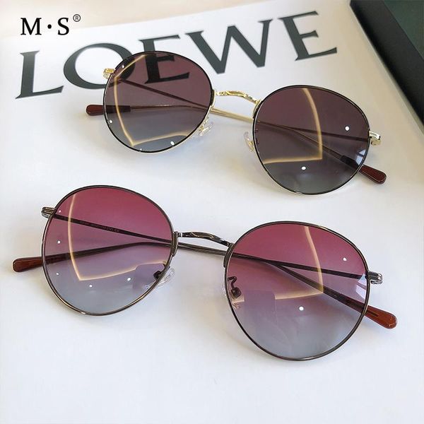 sunglasses ms metal polarized toad women retro round frame men european and american fashion, White;black
sunglasses ms metal polarized toad women retro round frame men european and american fashion, White;black