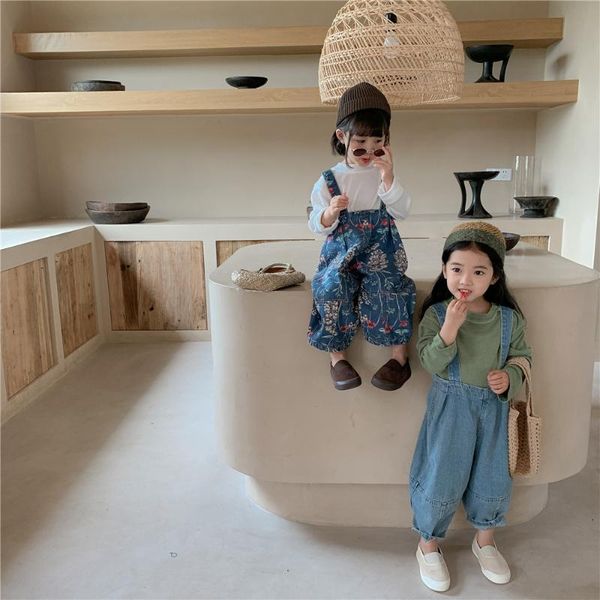 trousers boys' girls' jeans autumn 2021 korean children's wear casual wide leg pants, Blue
trousers boys' girls' jeans autumn 2021 korean children's wear casual wide leg pants, Blue