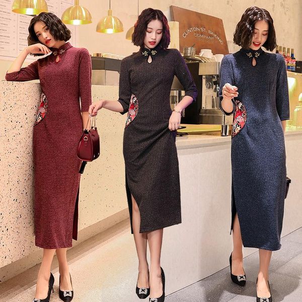 ethnic clothing women's half length knitted cheongsam, retro chinese style, improved traditional clothing, autumn, Red
ethnic clothing women's half length knitted cheongsam, retro chinese style, improved traditional clothing, autumn, Red