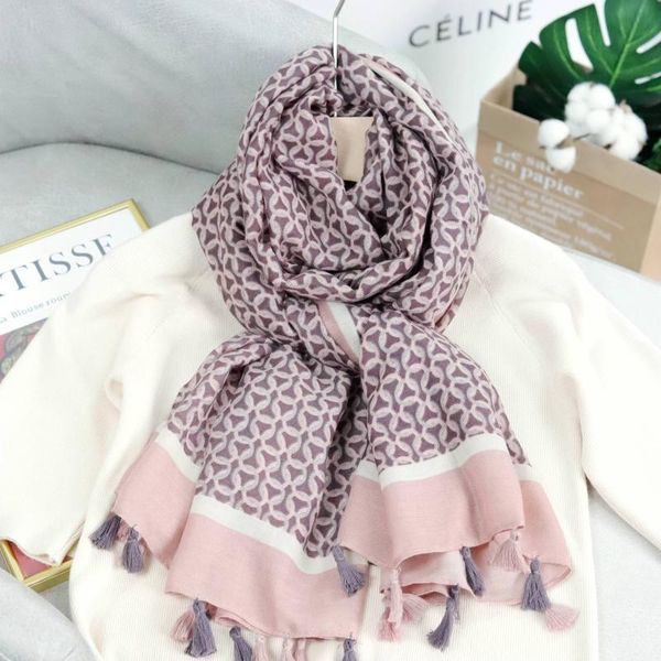 scarves 2021 cotton scarf women large shawls pashmina hijab foulard echarpe design print lady beach stole head, Blue;gray
scarves 2021 cotton scarf women large shawls pashmina hijab foulard echarpe design print lady beach stole head, Blue;gray