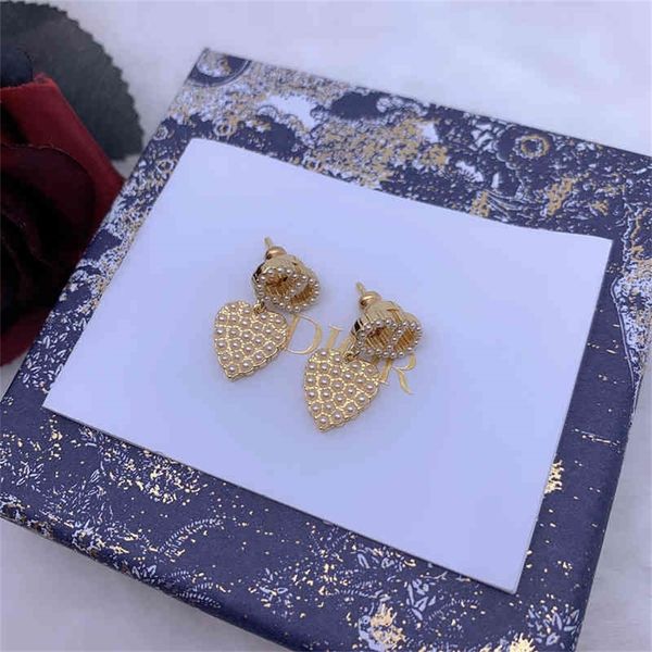 87% off wholesale shop home earrings female pearl love silver needle high-end version same, Golden
87% off wholesale shop home earrings female pearl love silver needle high-end version same, Golden
