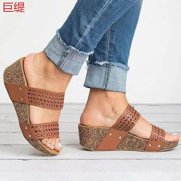 dress shoes women's platform bosnian plus size riveting nail sandals sandalia feminina high heel, Black
dress shoes women's platform bosnian plus size riveting nail sandals sandalia feminina high heel, Black