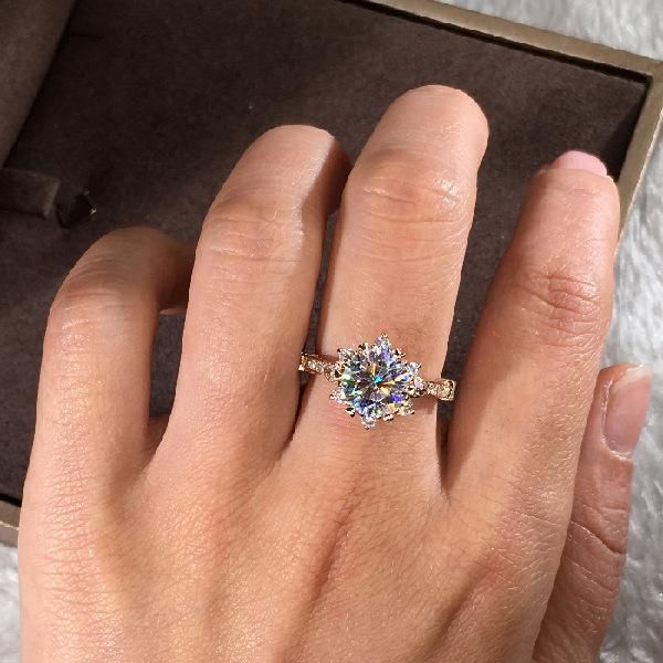 cluster rings rhinestone 2 crown ring classic grace flower wedding engagement jewelry accessories for women, Golden;silver
cluster rings rhinestone 2 crown ring classic grace flower wedding engagement jewelry accessories for women, Golden;silver