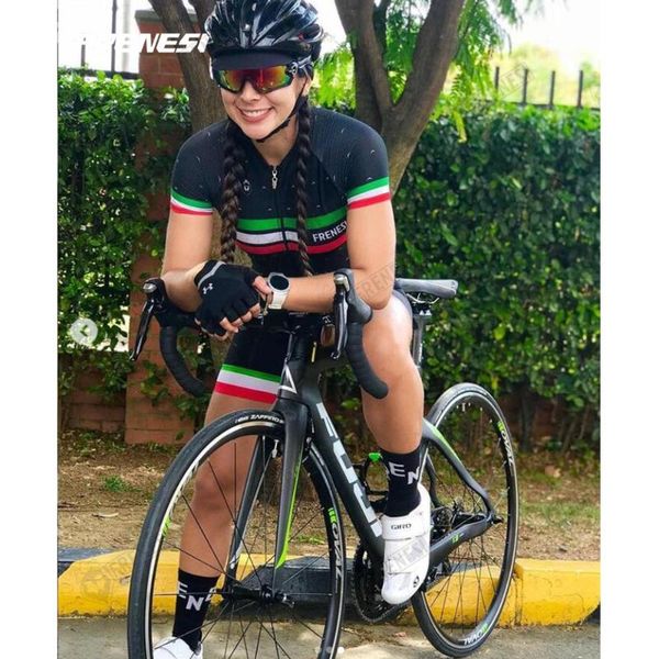 frenesi 2021 women professional cycling triathlon suits summer breathable sport bicycle coverall sun protection skinsuits racing sets, Black;blue
frenesi 2021 women professional cycling triathlon suits summer breathable sport bicycle coverall sun protection skinsuits racing sets, Black;blue