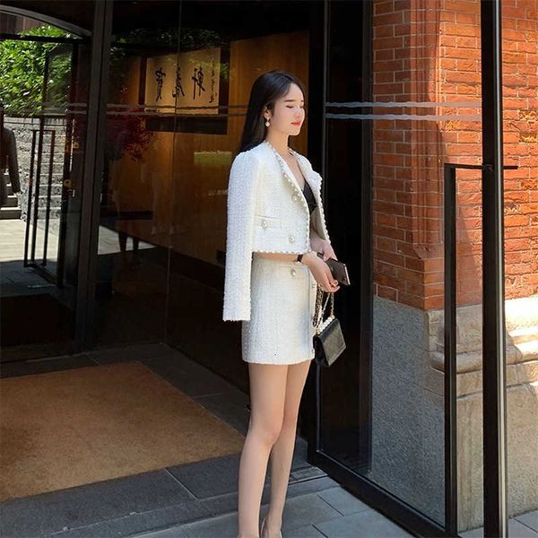 luxury evening dress light luxury french elegant small fragrance pure handmade pearl tweed white exquisite coat half skirt female, Black;gray
luxury evening dress light luxury french elegant small fragrance pure handmade pearl tweed white exquisite coat half skirt female, Black;gray