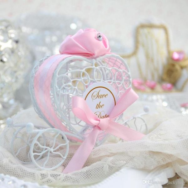 gift wrap 100pcs/lot upscale tinplate iron carriage candy box with diamond tag flower creative fairy tales design for wedding party favor
gift wrap 100pcs/lot upscale tinplate iron carriage candy box with diamond tag flower creative fairy tales design for wedding party favor