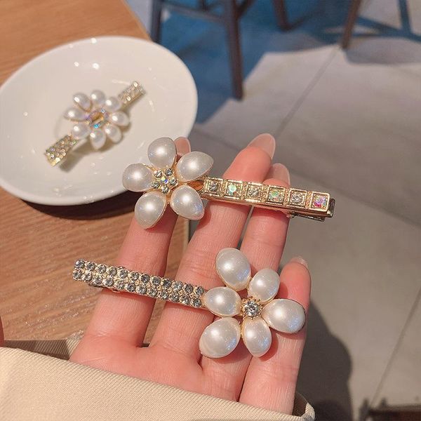 hair accessories simple girl imitation pearl rhinestone clip cute sweet flower duckbill hairpin for women fashion
hair accessories simple girl imitation pearl rhinestone clip cute sweet flower duckbill hairpin for women fashion