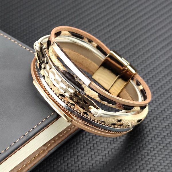 charm bracelets classic leopard for women 2021 fashion accessories chain boho multilayer wrap bracelet femme jewelry, Golden;silver
charm bracelets classic leopard for women 2021 fashion accessories chain boho multilayer wrap bracelet femme jewelry, Golden;silver