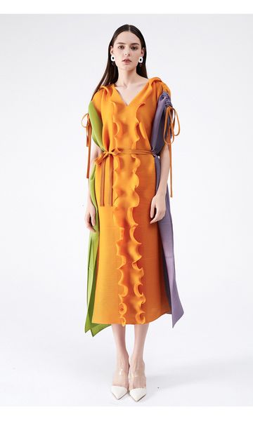 dress miyake fashion fold patchwork candy colors short sleeve v-neck loose lotus leaf lace up, Black;gray
dress miyake fashion fold patchwork candy colors short sleeve v-neck loose lotus leaf lace up, Black;gray