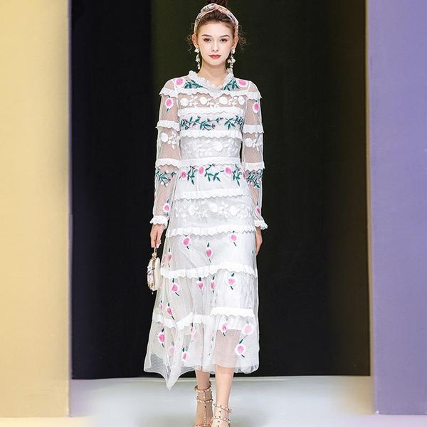 elegant designers luxury embroidery long maxi lace dress runway fashion women party celebrity festa hollow cake vestidos casual dresses, Black;gray
elegant designers luxury embroidery long maxi lace dress runway fashion women party celebrity festa hollow cake vestidos casual dresses, Black;gray