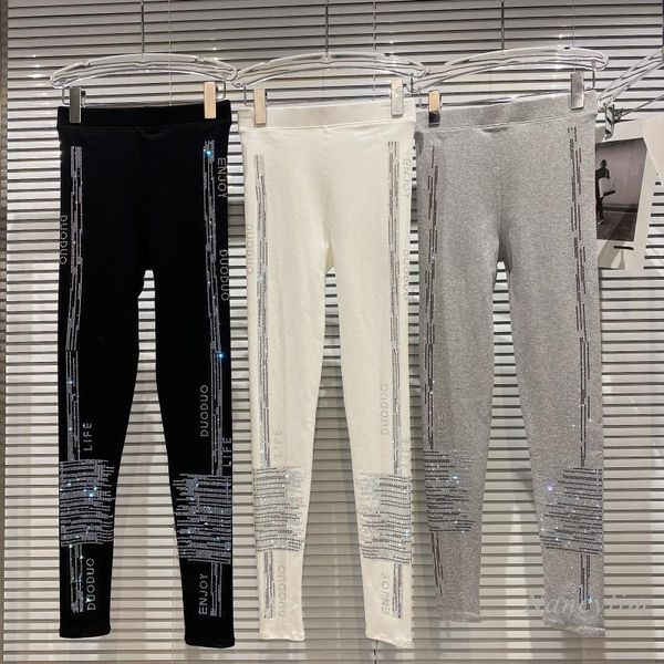 women's leggings 2021 autumn rhinestone gradient drilling elastic slim fit ropa de mujer grey black white
women's leggings 2021 autumn rhinestone gradient drilling elastic slim fit ropa de mujer grey black white