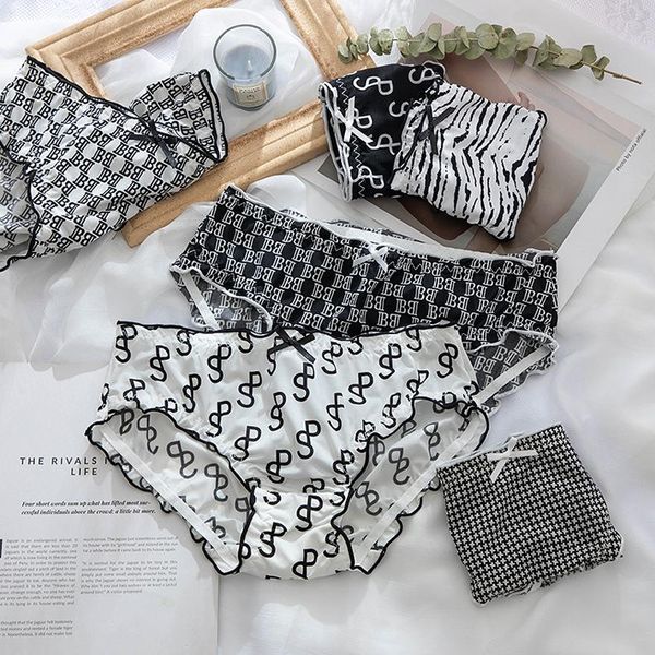 women's panties ice silk ins net celebrity live broadcast mid-waist girl underwear letter printed wood ears ladies seamless briefs, Black;pink
women's panties ice silk ins net celebrity live broadcast mid-waist girl underwear letter printed wood ears ladies seamless briefs, Black;pink