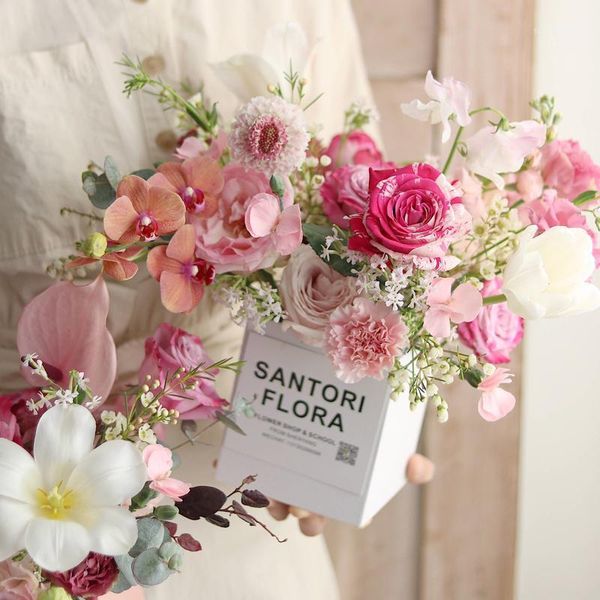 gift wrap 2021 square flower paper boxes hug bucket florist packaging box home decorations bouquet holder wrapping dec1
gift wrap 2021 square flower paper boxes hug bucket florist packaging box home decorations bouquet holder wrapping dec1