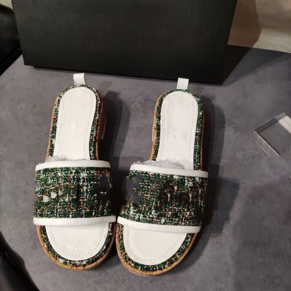 leather sandal women luxury desingers slippers fashion thin flip flops brand shoe ladie shoes sandals flippers 35-40 01, Black
leather sandal women luxury desingers slippers fashion thin flip flops brand shoe ladie shoes sandals flippers 35-40 01, Black