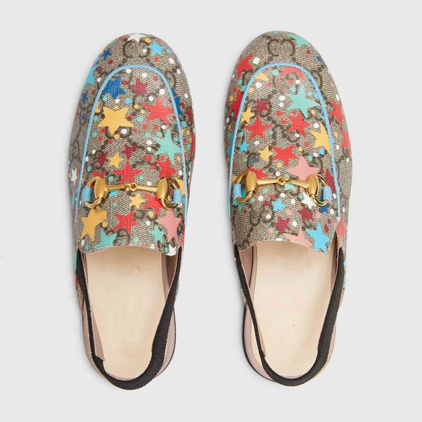 brand girl shoes summer shoe semi-slippers kids sandles 2021ss slippers new designer kids shoes boys sandles 26-35, Black;red
brand girl shoes summer shoe semi-slippers kids sandles 2021ss slippers new designer kids shoes boys sandles 26-35, Black;red