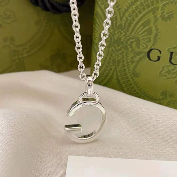 design jewelry zhigujia 925 silver three-dimensional hollow pendant fashion necklace for lovers
design jewelry zhigujia 925 silver three-dimensional hollow pendant fashion necklace for lovers