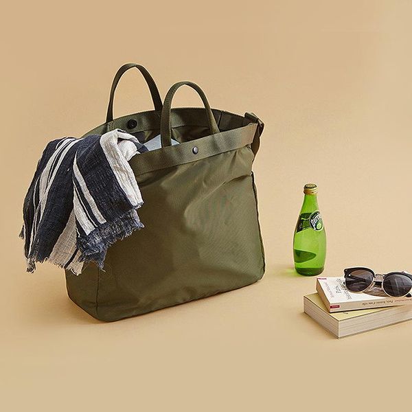 duffel bags waterproof nylon bag portable receive shoulder clothes large capacity yoga sports tourism package
duffel bags waterproof nylon bag portable receive shoulder clothes large capacity yoga sports tourism package