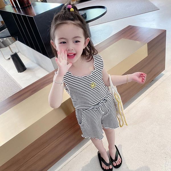 koreanedition cartoon round neck sports suit for girls summer children 2 years old wooden ear vest lace thin casual trousers clothing se, White
koreanedition cartoon round neck sports suit for girls summer children 2 years old wooden ear vest lace thin casual trousers clothing se, White