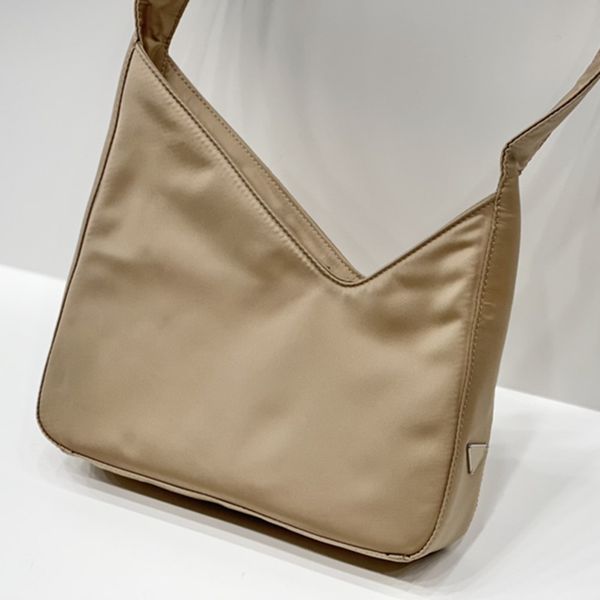 fashion women shoulder bags hobos luxury handbags purses baguettes underarm bag small triangle black khaki lady wallets 2021 high quality
fashion women shoulder bags hobos luxury handbags purses baguettes underarm bag small triangle black khaki lady wallets 2021 high quality