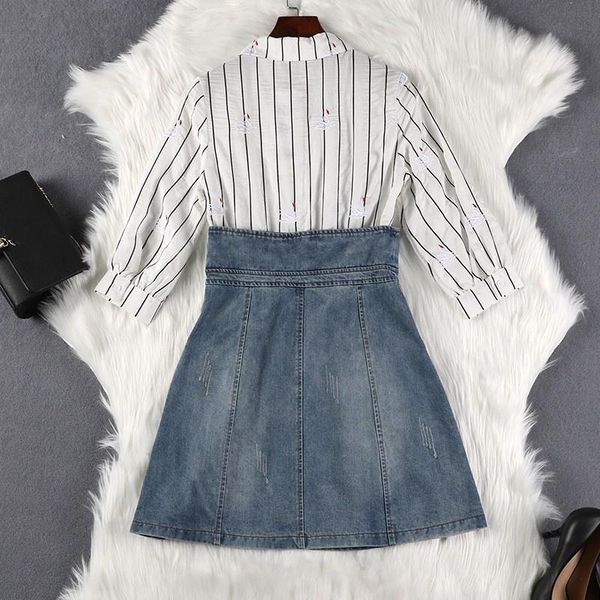 casual dresses women oversize summer fake piece slim short dressed striped embrodery three quarter sleeve shirt high waist denim, Black;gray
casual dresses women oversize summer fake piece slim short dressed striped embrodery three quarter sleeve shirt high waist denim, Black;gray