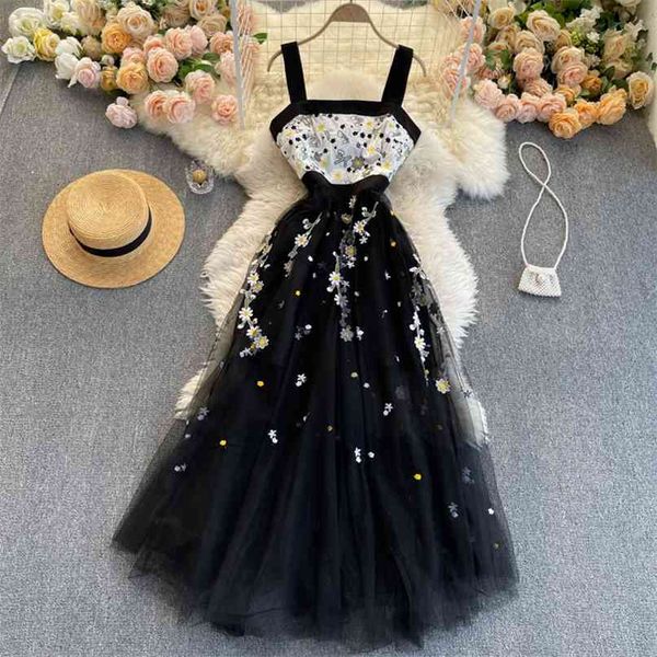 women fashion embroidered a-line dress thin mesh sleeveless elegant harajuku clothes summer vintage vestidos mujer r497 210527, Black;gray
women fashion embroidered a-line dress thin mesh sleeveless elegant harajuku clothes summer vintage vestidos mujer r497 210527, Black;gray