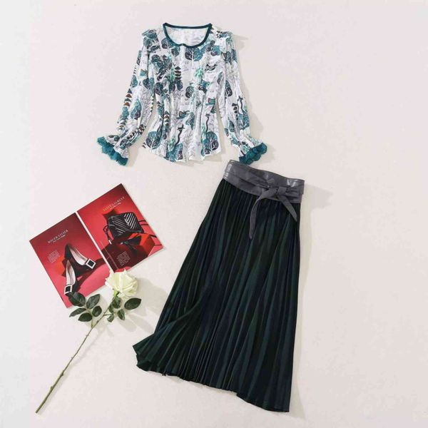 two piece dress the latest european and american autumn high-quality printed split blouse + bow waist pleated skirt suit g2hz, White
two piece dress the latest european and american autumn high-quality printed split blouse + bow waist pleated skirt suit g2hz, White