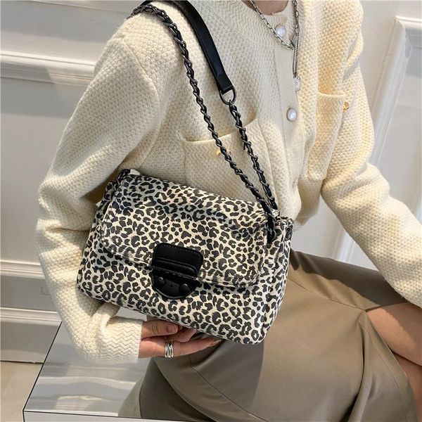 evening bags leopard print bag underarm tote women's shoulder for women 2021 luxury handbags handle with short handles
evening bags leopard print bag underarm tote women's shoulder for women 2021 luxury handbags handle with short handles