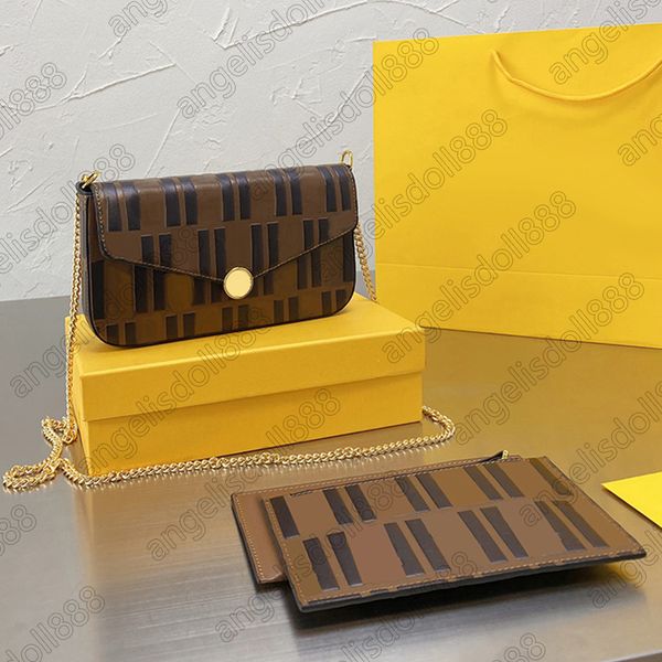 women luxurys designers bags 2021 genuine leather letters embossed multi pochette 3 pieces zipper coin purse credit card holder envelope bag
women luxurys designers bags 2021 genuine leather letters embossed multi pochette 3 pieces zipper coin purse credit card holder envelope bag