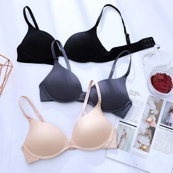 bras roseheart women fashion black skin gray wireless padded japanese one-piece bralette cup a b seamless underwear, Red;black 
bras roseheart women fashion black skin gray wireless padded japanese one-piece bralette cup a b seamless underwear, Red;black