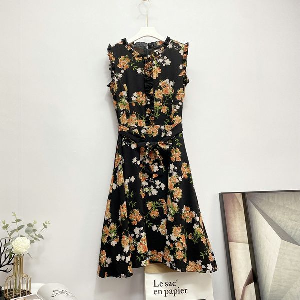 fashion dress 2021 summer women's ear ee fresh printing chiffon skirt, White;black
fashion dress 2021 summer women's ear ee fresh printing chiffon skirt, White;black