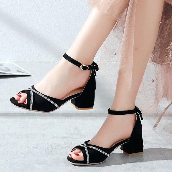 sandals 2021 arrive women flock buckle crystal square heel sweet simple casual shoes female summer pink size 33-43, Black
sandals 2021 arrive women flock buckle crystal square heel sweet simple casual shoes female summer pink size 33-43, Black