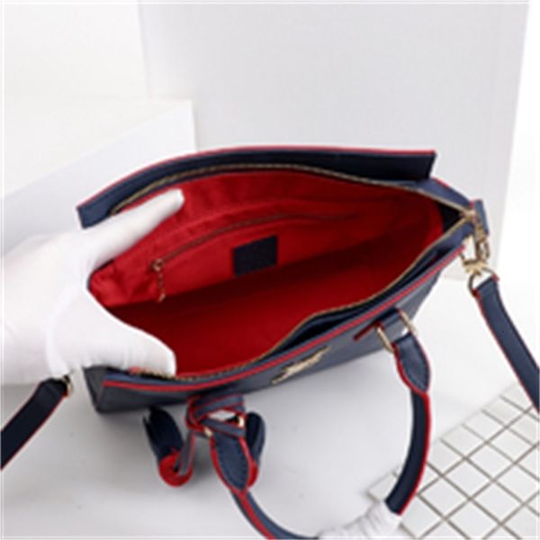 brand designer luxury 4k1e m55050 perforated fringed shoulder bag dark blue women handbags iconic bags handles shoulder bags totes cross
brand designer luxury 4k1e m55050 perforated fringed shoulder bag dark blue women handbags iconic bags handles shoulder bags totes cross
