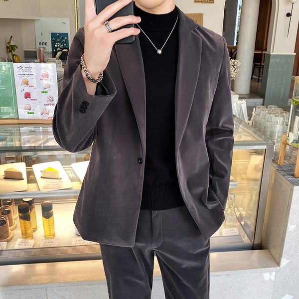 luxury velvet suit men 2 pcs set wedding groom tuxedos suits with pant 2021 spring casual business stage blazer costume homme men's & b, White;black
luxury velvet suit men 2 pcs set wedding groom tuxedos suits with pant 2021 spring casual business stage blazer costume homme men's & b, White;black