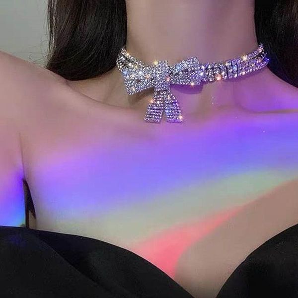 pendant necklaces fashion temperament alloy diamond-studded crystal bow ladies necklace, Silver
pendant necklaces fashion temperament alloy diamond-studded crystal bow ladies necklace, Silver