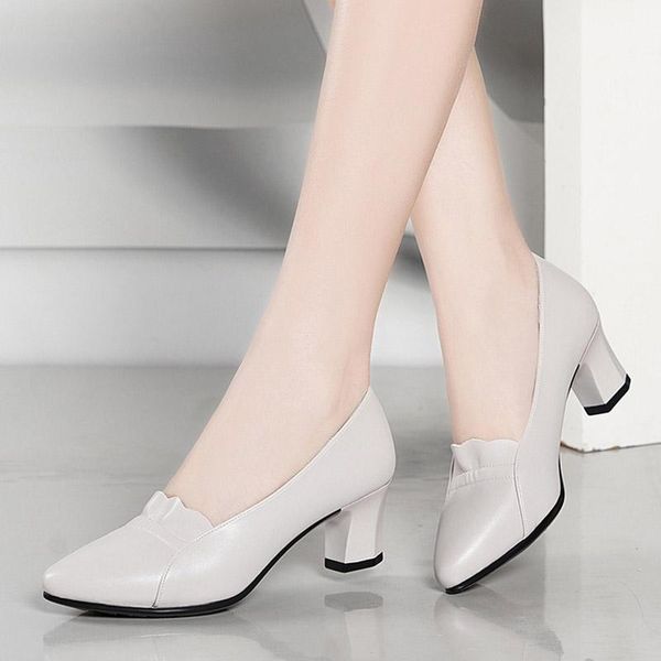 dress shoes spring women pumps high heels chunky heeled ruffles black boat woman office work shoe zapatos mujer 7983l
dress shoes spring women pumps high heels chunky heeled ruffles black boat woman office work shoe zapatos mujer 7983l