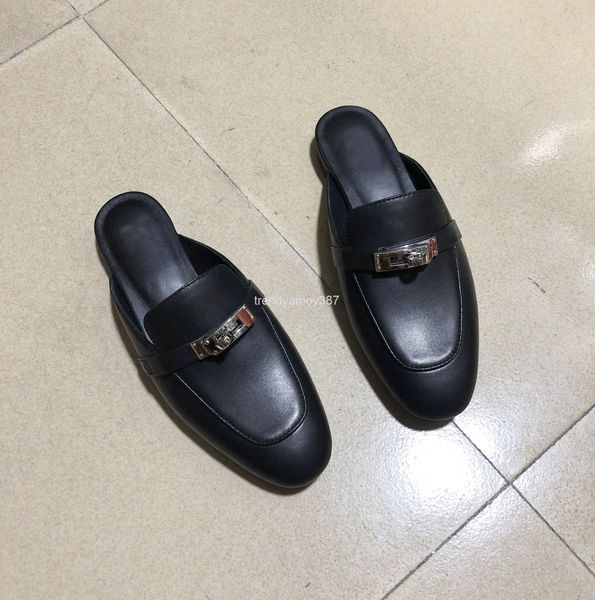 dress shoes trendy leather muller shoes women's square head flat bottom metal buckle wear baotou half slippers net red sandals, Black
dress shoes trendy leather muller shoes women's square head flat bottom metal buckle wear baotou half slippers net red sandals, Black