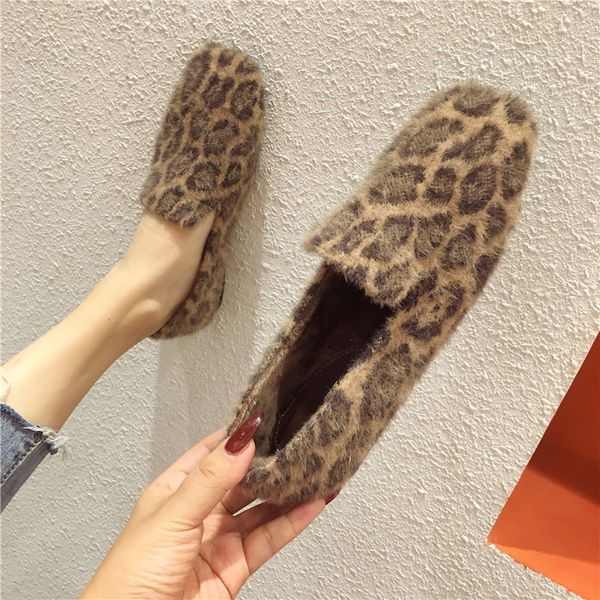 sandals leopard fur flats women square toe mules mixed color winter flat shoes woman slip on loafers cozy plush moccasins 550, Black
sandals leopard fur flats women square toe mules mixed color winter flat shoes woman slip on loafers cozy plush moccasins 550, Black