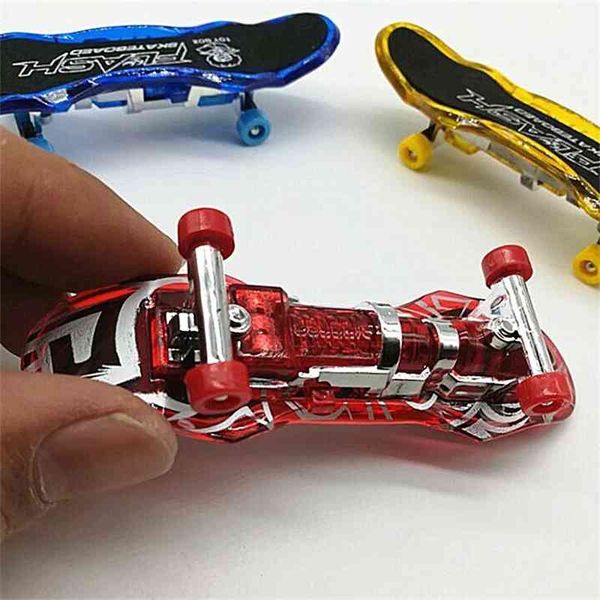 new finger sliding skateboard with play projection pattern luminous toys puzzle gifts
new finger sliding skateboard with play projection pattern luminous toys puzzle gifts