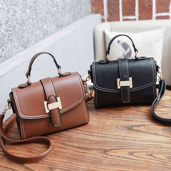 bags handbag hands 2021 women's single shoulder messenger buckle fashion trend boston bag, Black;red
bags handbag hands 2021 women's single shoulder messenger buckle fashion trend boston bag, Black;red