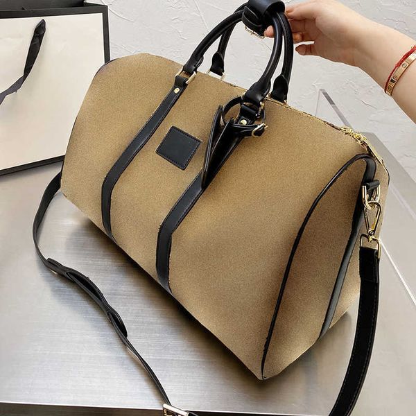 body shoulder bag bags totes designer handbags cross luxury duffel high-quality fashion brand with exquisite packaging and original box 6
body shoulder bag bags totes designer handbags cross luxury duffel high-quality fashion brand with exquisite packaging and original box 6
