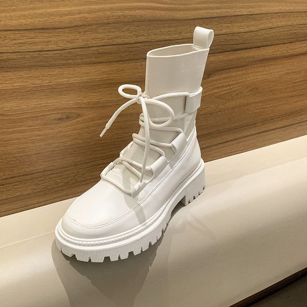 white women autumn and winter 2021 soled children british style martin lace up thick heel short boots, Black
white women autumn and winter 2021 soled children british style martin lace up thick heel short boots, Black