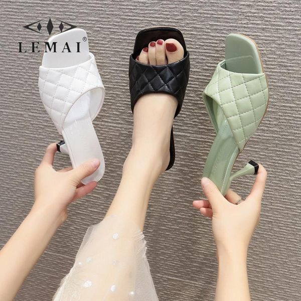 slippers lemai fashion women's sandals outside high-heel shoes summer rhombus retro slip on for women, Black
slippers lemai fashion women's sandals outside high-heel shoes summer rhombus retro slip on for women, Black