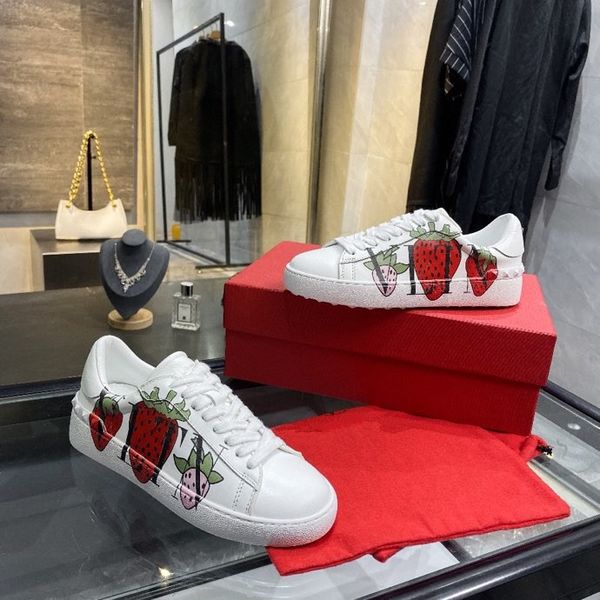 2021 Wheel Casual Shoes Women Designer Sneakers Canvas Stitching Stylist Shoe All-match Trainers, Black;red
2021 Wheel Casual Shoes Women Designer Sneakers Canvas Stitching Stylist Shoe All-match Trainers, Black;red