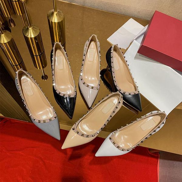 dress shoes 2021 stiletto rivet high heels soft leather women's non-grinding black pointed shallow mouth single trend
dress shoes 2021 stiletto rivet high heels soft leather women's non-grinding black pointed shallow mouth single trend